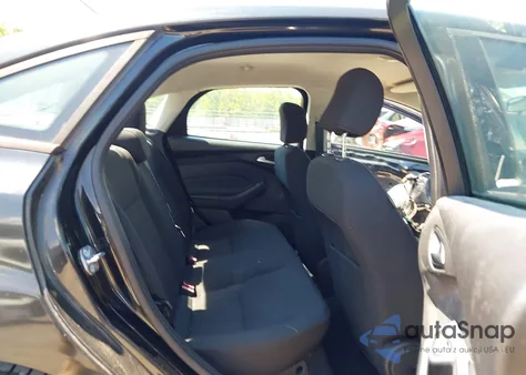 2015 Ford Focus Se z USA, uszkodzony, nr VIN 1FADP3F20FL313697